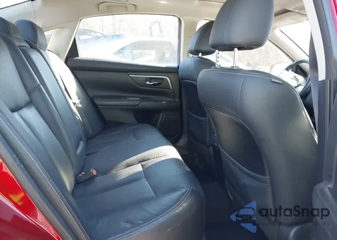 2017 Nissan Altima 2.5 from USA, damaged, VIN 1N4AL3AP8HC273499